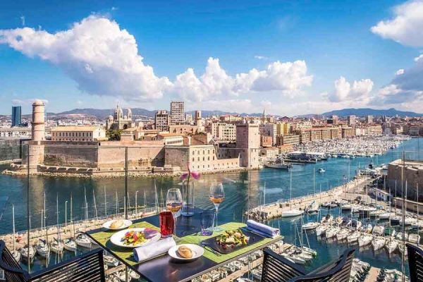 Du lịch du thuyền Wonder Of The Seas Cập Cảng Marseille