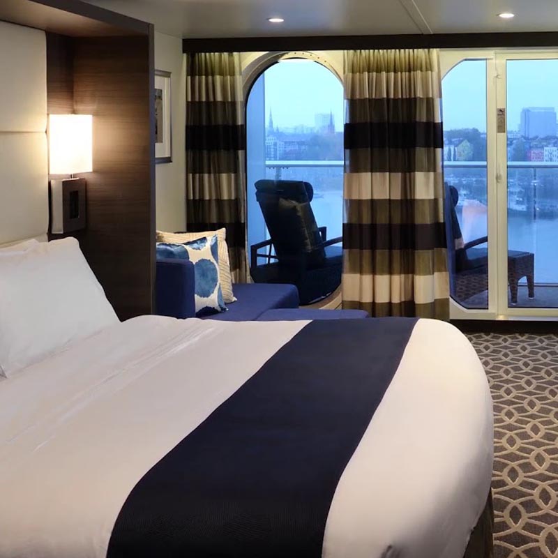 Phòng Suite du thuyền biển Quantum fof the Seas