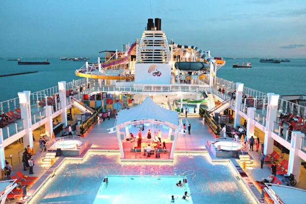 Tour Du thuyền Genting Dream Singapore Malaysia Thái Lan