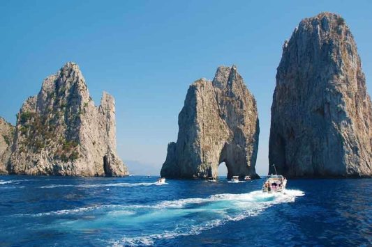 Tour du thuyền khám phá Đảo Capri - Hòn đảo của những giấc mơ
