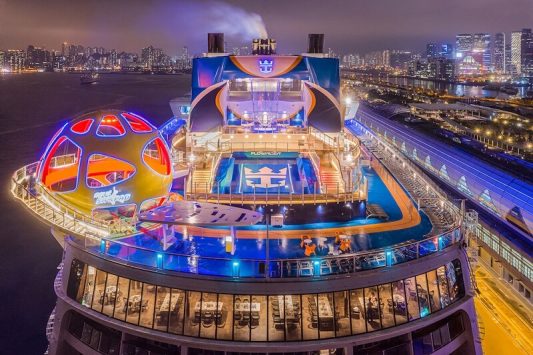 Tour tàu biển dông bắc á spectrum of the seas