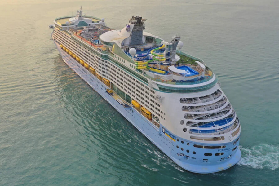 Voyager of the Seas - du thuyền 5 sao cao cấp