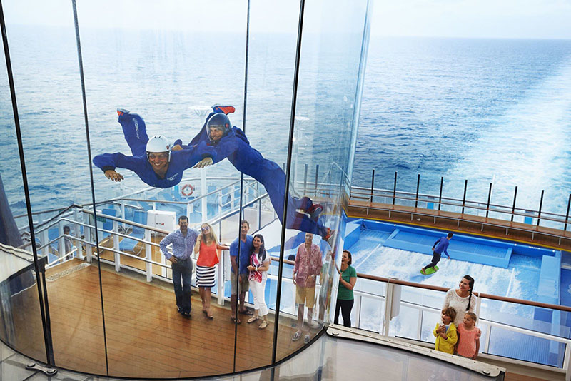 Thiết bị mô phỏng nhảy dù Ripcord by iFly trên du thuyền tàu biển Quantums of the Seas